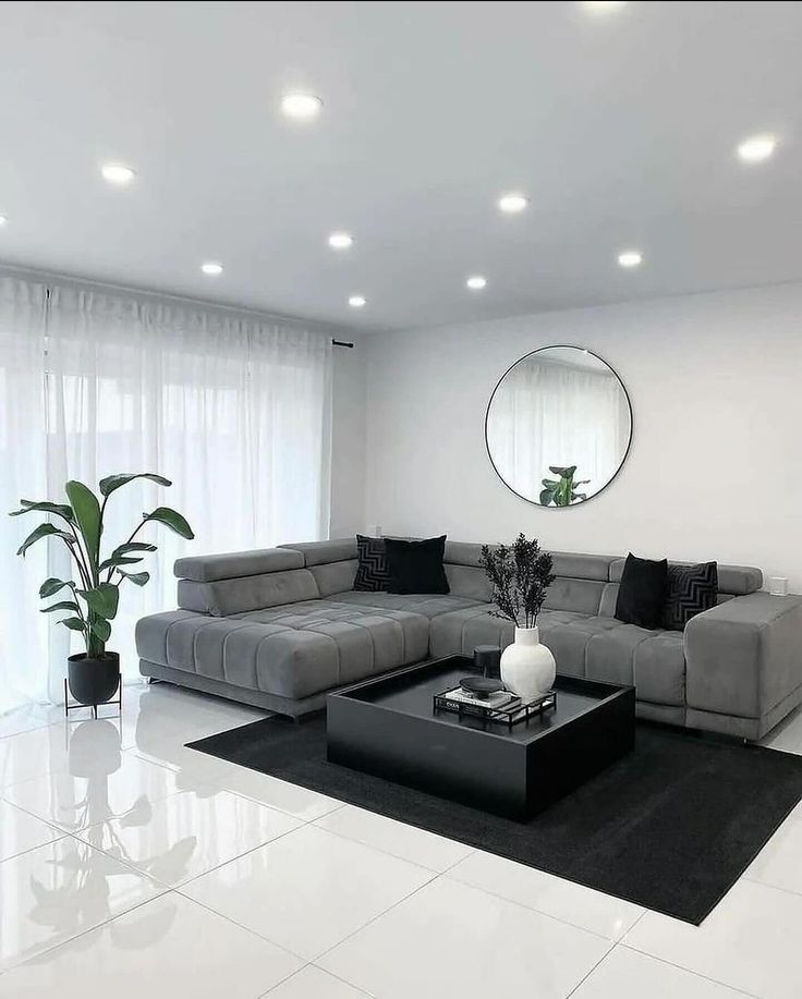 Large Window Design For Maximum Natural Lighting