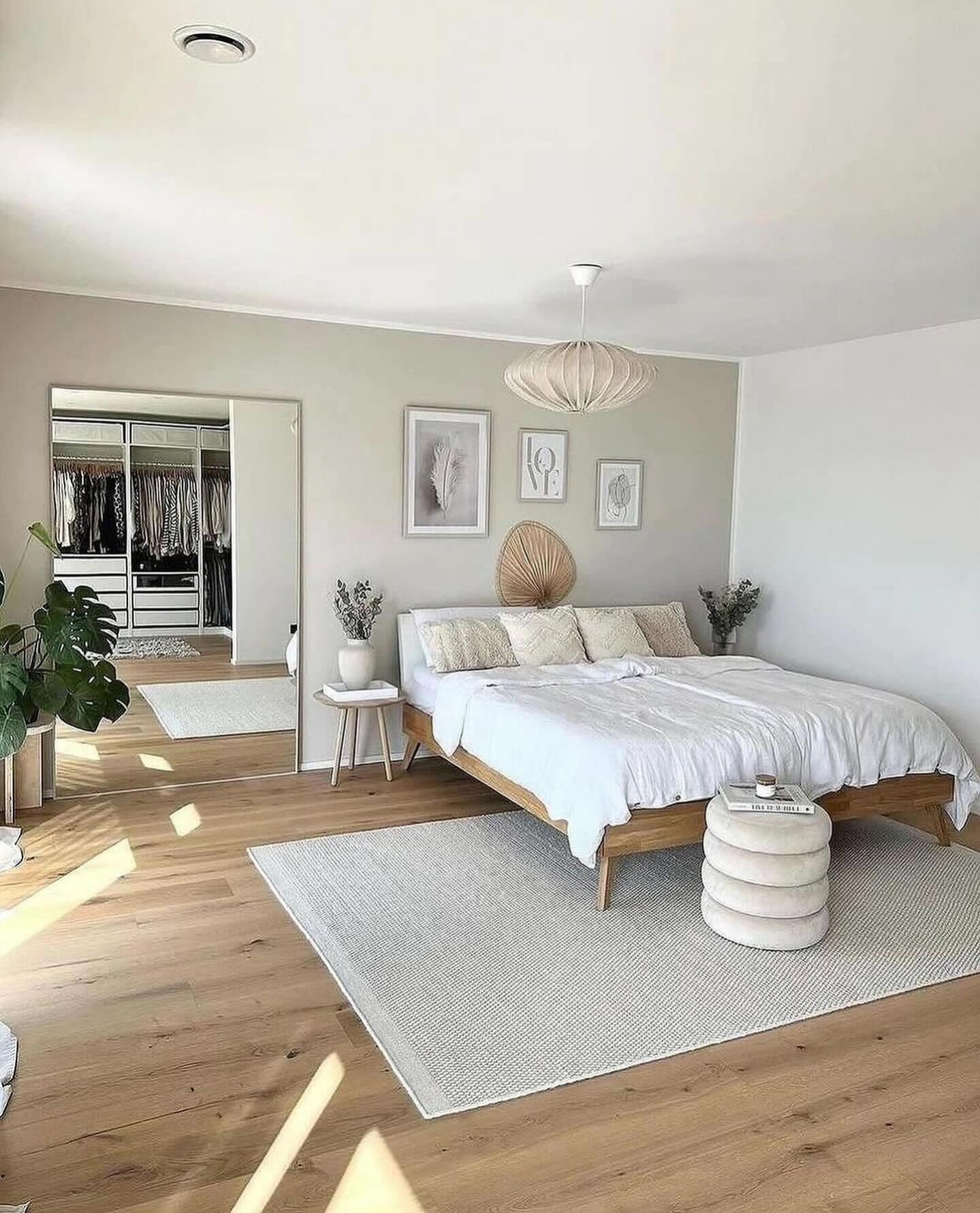 Uniquely cozy neutral bedroom decor