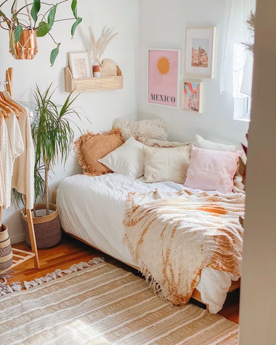 boho beachy dorm room
