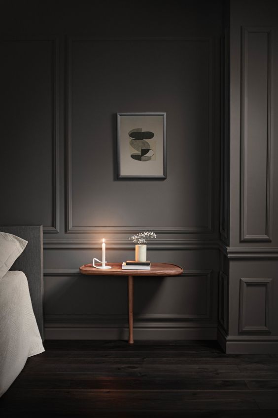 retro black accent walls