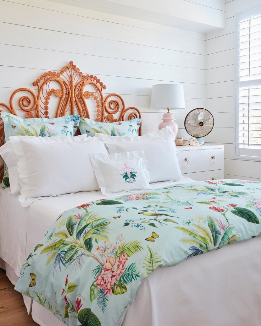 Coastal Bedroom Decor: Creating a Tranquil Retreat beautiful coastal bedroom decor