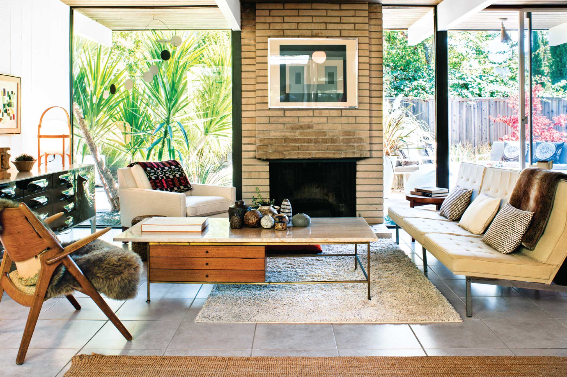 mid century modern living room decor