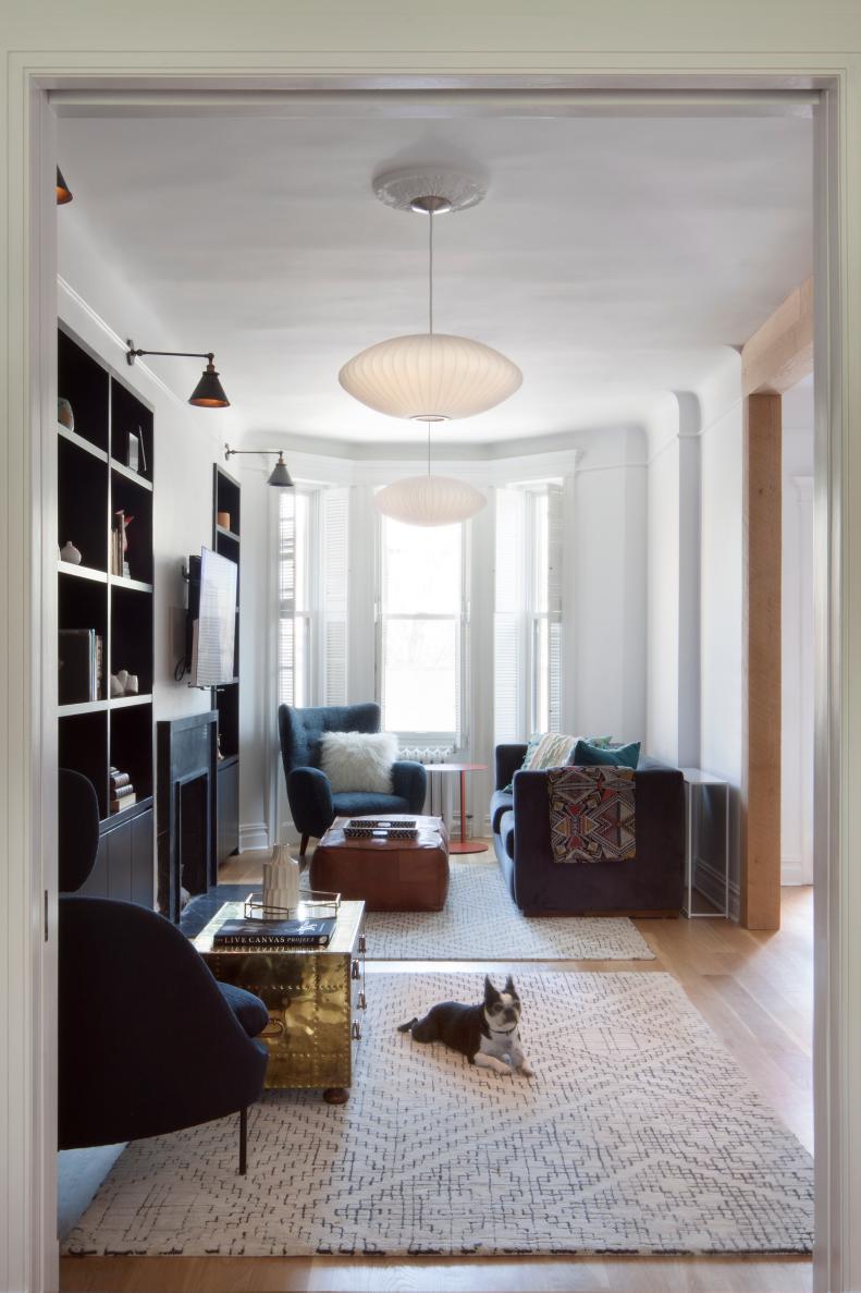 simple living room decor for small spaces