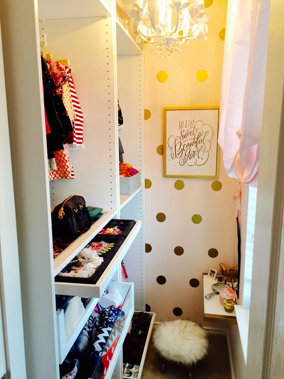 cute small walk in closet design
