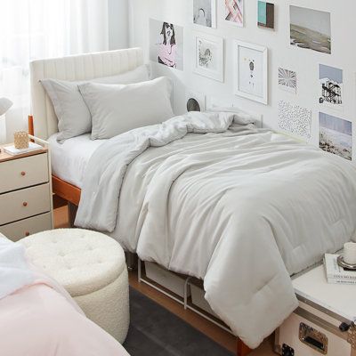 lovely coastal dorm room