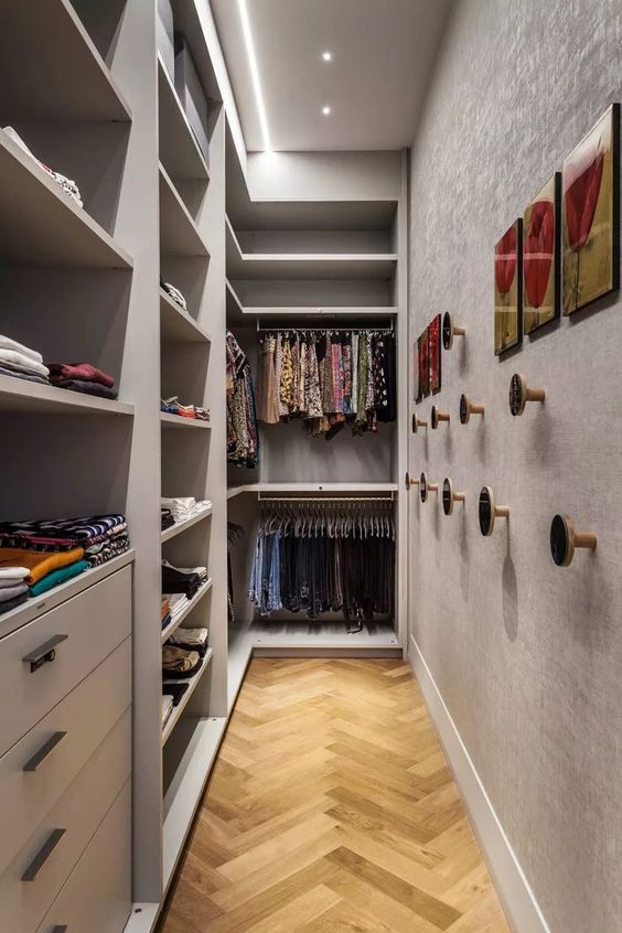 modern small walk in closet design