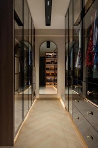 The Art of Crafting a Functional and Stylish Small Master Closet - Her ...