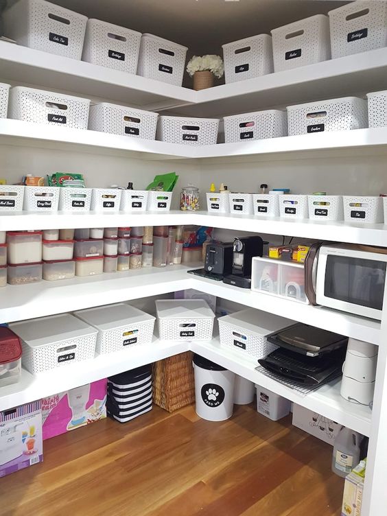 cool Corner Pantry Ideas