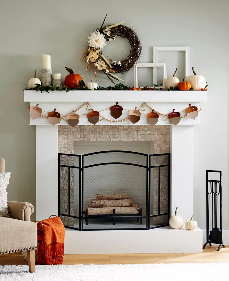 fall mantel decor
