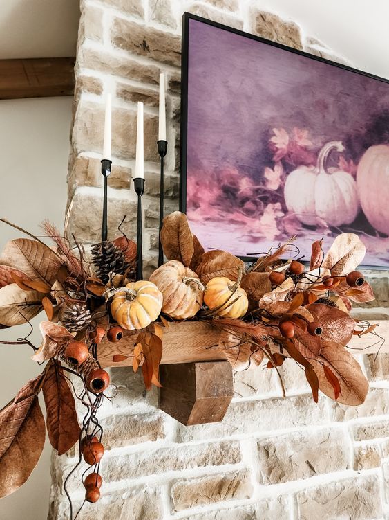 fall mantle decor idea
