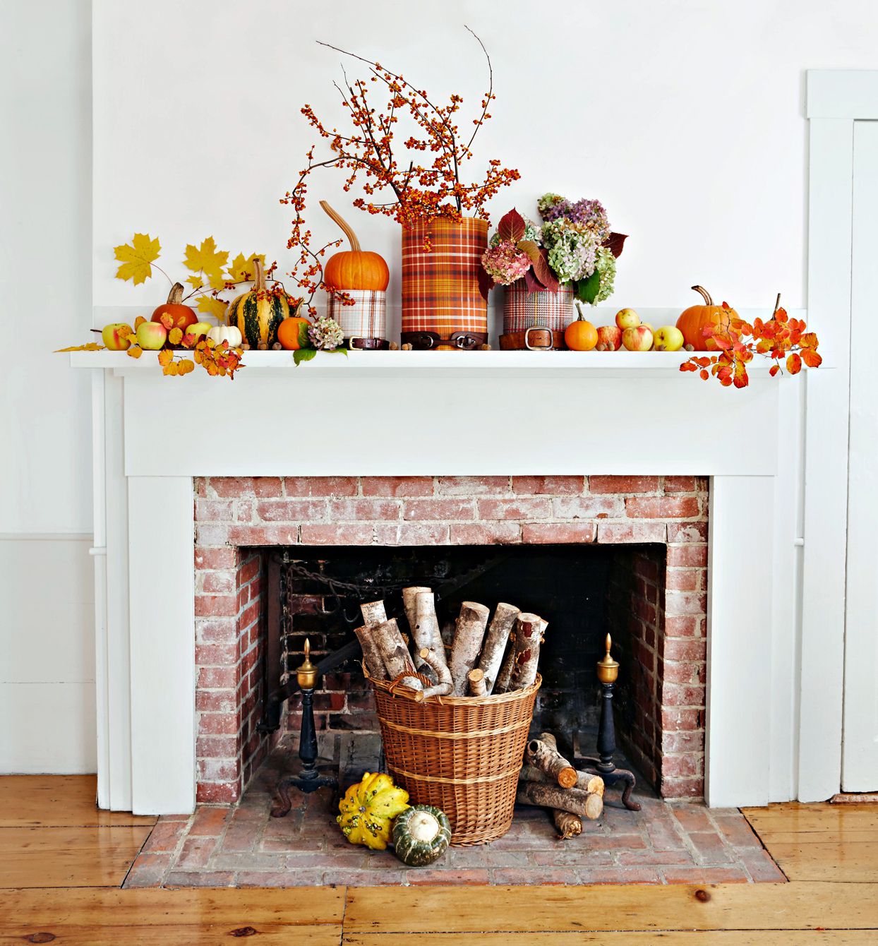 fall mantel decor