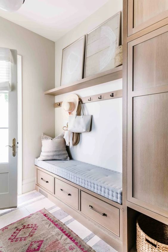 lovely mudroom entryway