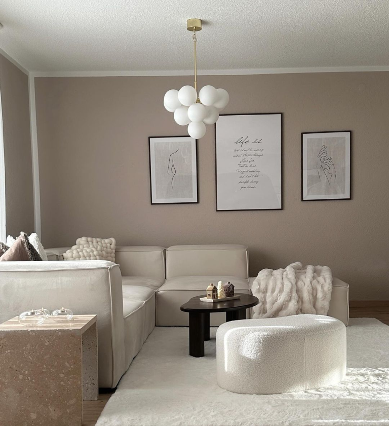 off White Living Room Decor