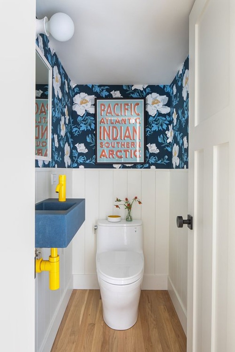 kids half bathroom design